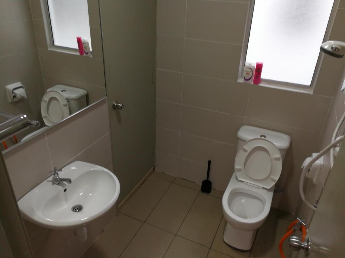 The Woodz Homestay - 3 Bedroom Камерън Хайлендс Екстериор снимка